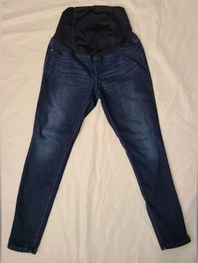 Dark Wash Skinny Maternity Jeans by Ingrid & Isabel from Target- Size 6